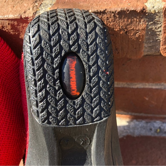 A’RCOPEDICO Women’s size 39 red LS “shocks” shoes - Picture 9 of 11